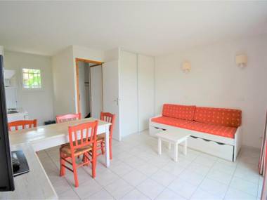 Maison Salavas 3 pièces 6 personnes - FR-1-382-136