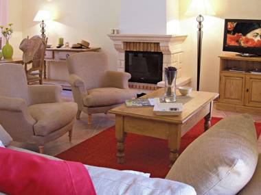 Comfortable apartment with dishwasher close to the village