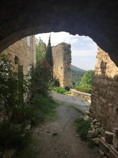 Mas la Pauline Gîtes de charme & roulotte