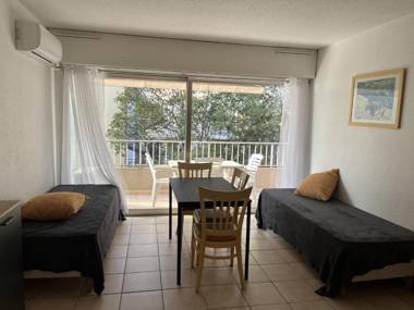 Studio Saint-Raphaël 1 pièce 3 personnes - FR-1-466A-19