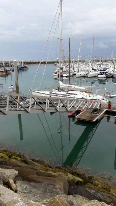 Appartement d'une chambre a Saint Quay Portrieux a 400 m de la plage avec vue sur la ville et wifi
