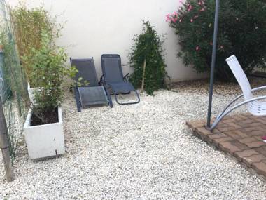 Maison de 2 chambres avec jardin clos et wifi a Saint Pierre d'Oleron a 1 km de la plage