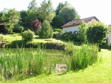 Gîte Saint-Nabord 4 pièces 6 personnes - FR-1-589-293