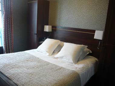 Ambassadeurs Logis Hotel