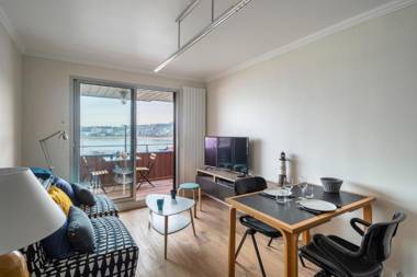 La Cabine by Cocoonr