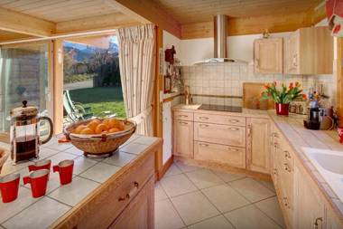 Chalet J'Elage - OVO Network