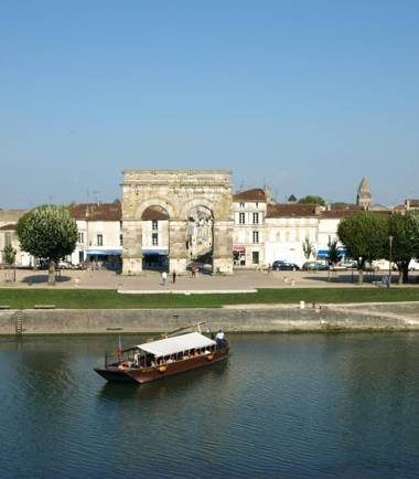 Comfort Hotel Saintes