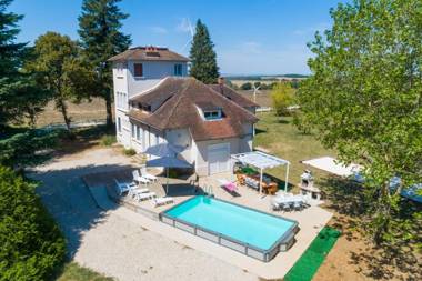 Crazy Villa Radar 89 - Heated pool - Multisports field - 2h Paris - 30p