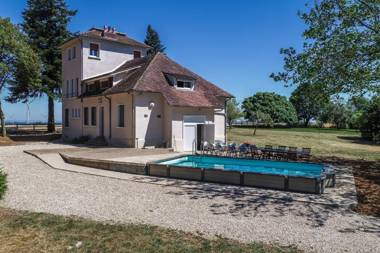 Crazy Villa Radar 89 - Heated pool - Multisports field - 2h Paris - 30p
