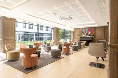 Les Jardins de St Cloud