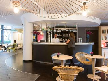 Novotel Suites Paris Rueil Malmaison