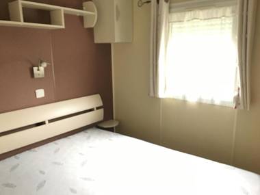 Camping La Garenne De Moncourt