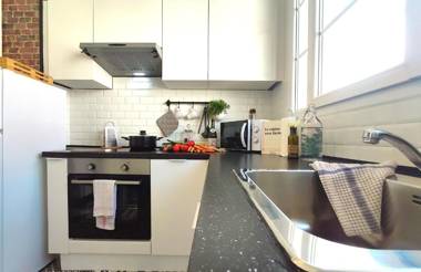 #LIndustrioChampetre Free Parking Bien Situé Spacieux Proche Clinique