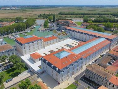 Appartement Rochefort 2 pièces 4 personnes - FR-1-246B-14