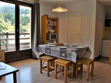 Appartement Risoul 2 pièces 6 personnes - FR-1-330-209