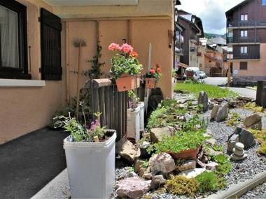 Studio Risoul 1 pièce 4 personnes - FR-1-330-496