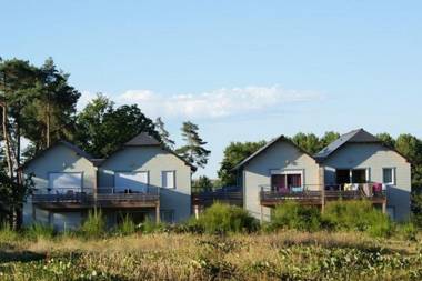 Apartment with balcony or terrace in the wooded Loire Valley