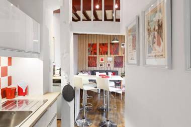 Droles de Dames by Cocoonr