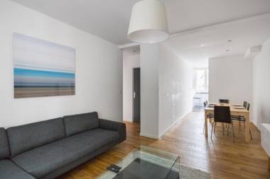 L'ECRIVAIN by Cocoonr