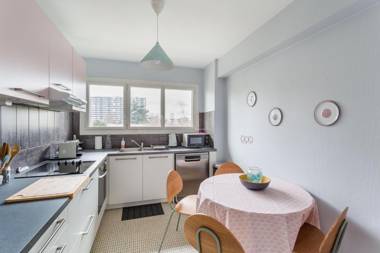 ROSA Confortable 2 chambres avec parking dans le centre