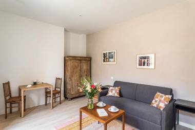 LA COUR DES CARMÉLITES 2 - Studio calme en centre-ville