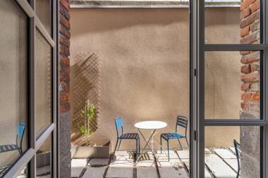 LA COUR DES CARMÉLITES 2 - Studio calme en centre-ville