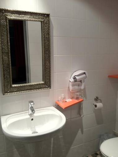 Hôtel Latino Reims Centre