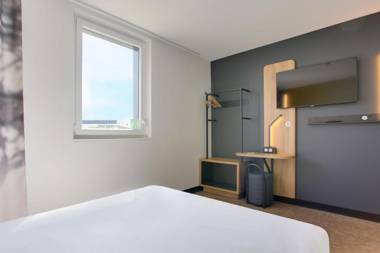 B&B HOTEL Reims Croix Blandin