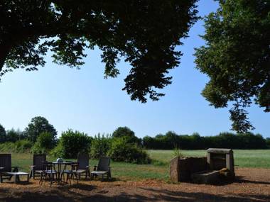 Villa Pouligny-Notre-Dame 3 pièces 6 personnes - FR-1-591-134