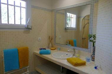 Superbe villa avec piscine chauffée et vue mer à Palombaggia