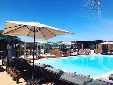 Le Bella Vista Résidence & Summer Pool Club