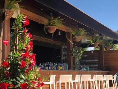 Le Bella Vista Résidence & Summer Pool Club