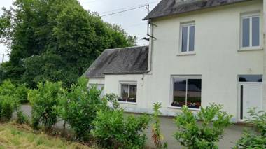 Maison de 4 chambres avec jardin clos et wifi a Pontorson