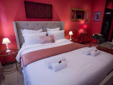 Suites Coronell d'En Vila