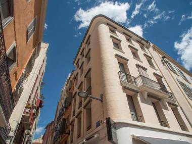 Suites Coronell d'En Vila