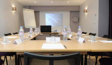 Moris Grands Boulevards