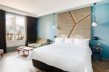 Sonder Atala Champs-Élysées