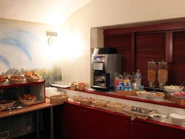 Newhotel Saint Lazare