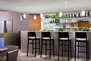 B&B HOTEL Paris 17 Batignolles