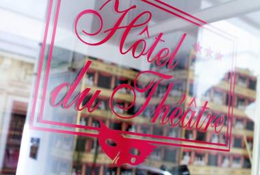 Hôtel du Théâtre by Patrick Hayat