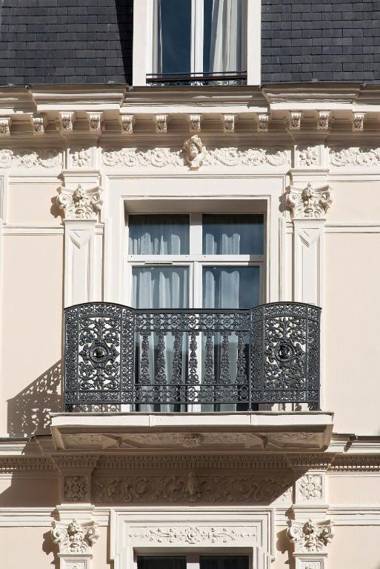 Timhotel Opéra Blanche Fontaine