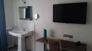 Avalon Hotel Paris Gare du Nord