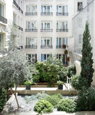 Rochester Champs Elysees