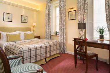 Le Relais Montmartre