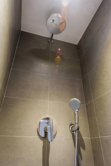 Midnight Hotel Paris