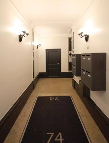 Apartments Paris Centre - At Home Hotel