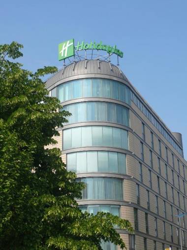 Holiday Inn Paris - Porte De Clichy an IHG Hotel