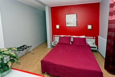 Hipotel Paris Belgrand Mairie du 20ème