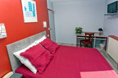 Hipotel Paris Belgrand Mairie du 20ème