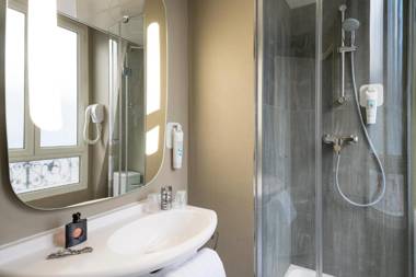 ibis Paris Ornano Montmartre Nord 18ème